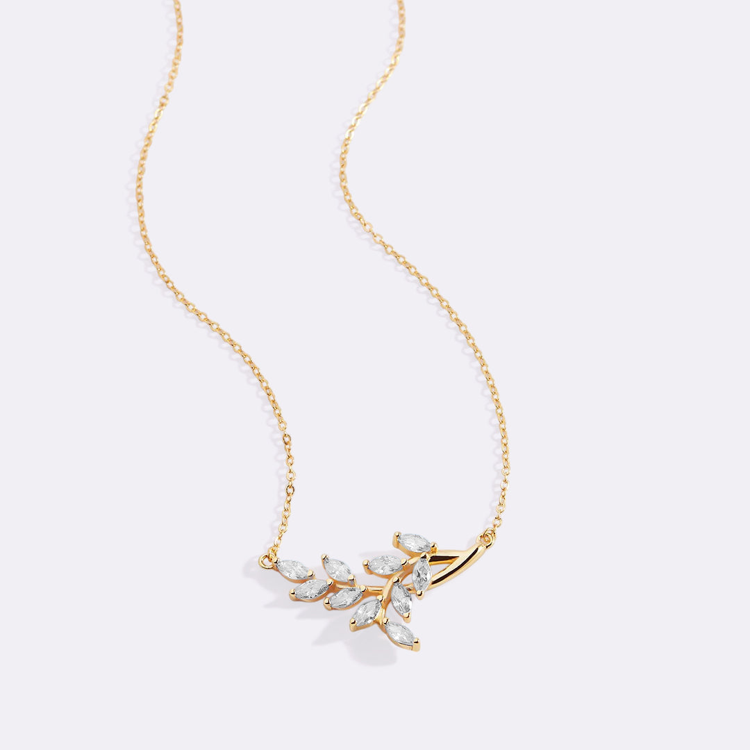 April Birthstone: Diamond Meaning & Jewellery Guide