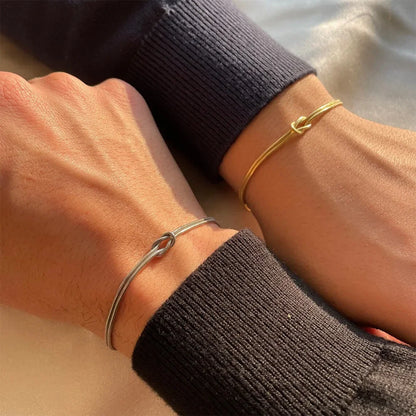 Snake Chain Knot Bracelet