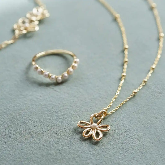18K Gold Plated Flower Necklace with Pearl